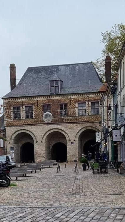 La Petite Place De La Porte De Gand Lille Exterior photo